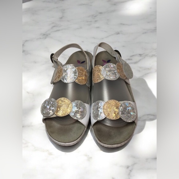 Helle Shoes - Silver and Gold Open-Toe Sandals with Adjustable Straps size 8